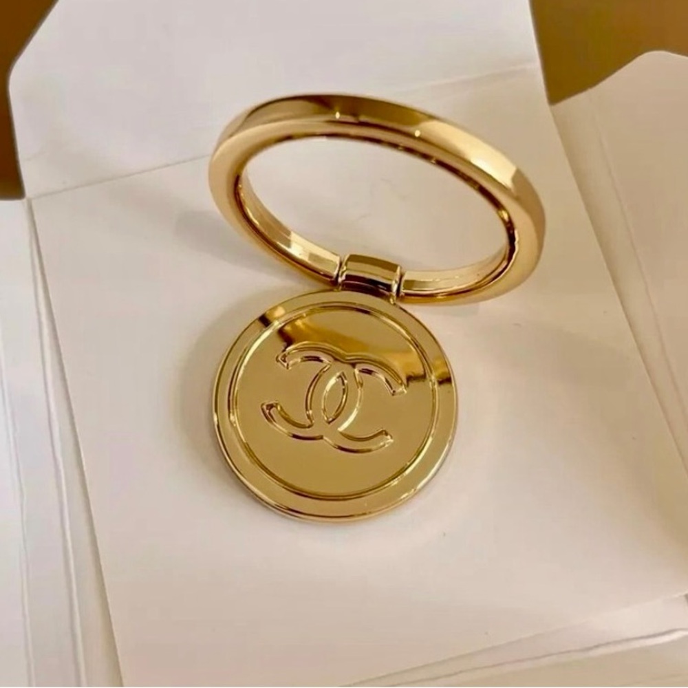 Chanel Beaute Gold Phone Ring New In SEALED Box. Sealed itself. GWP - Picture 2 of 11